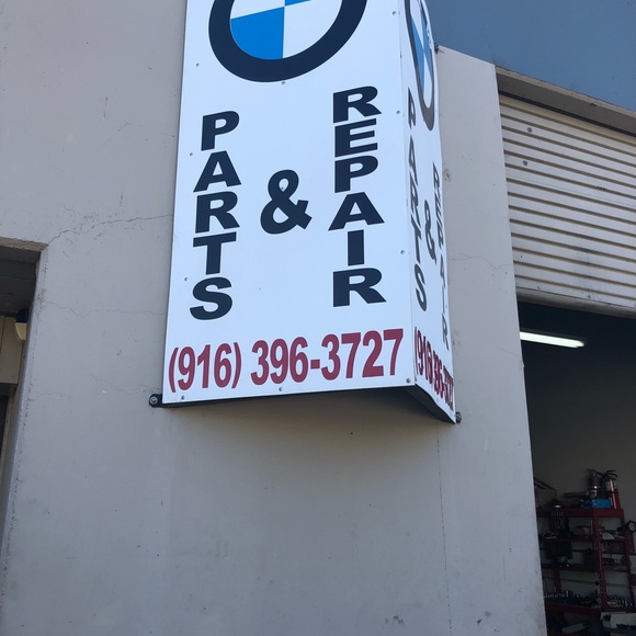 Meet your Posher, Ricky - Picture 1 of 1